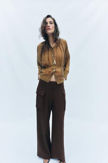 PANTALÓN CARGO PLIEGUES - Chocolate de Zara