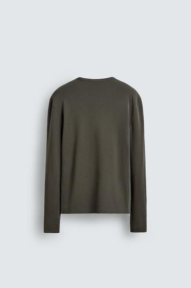 T-SHIRT REGULAR FIT STRUCTURÉ - VERDÂTRE de Zara - Image 6