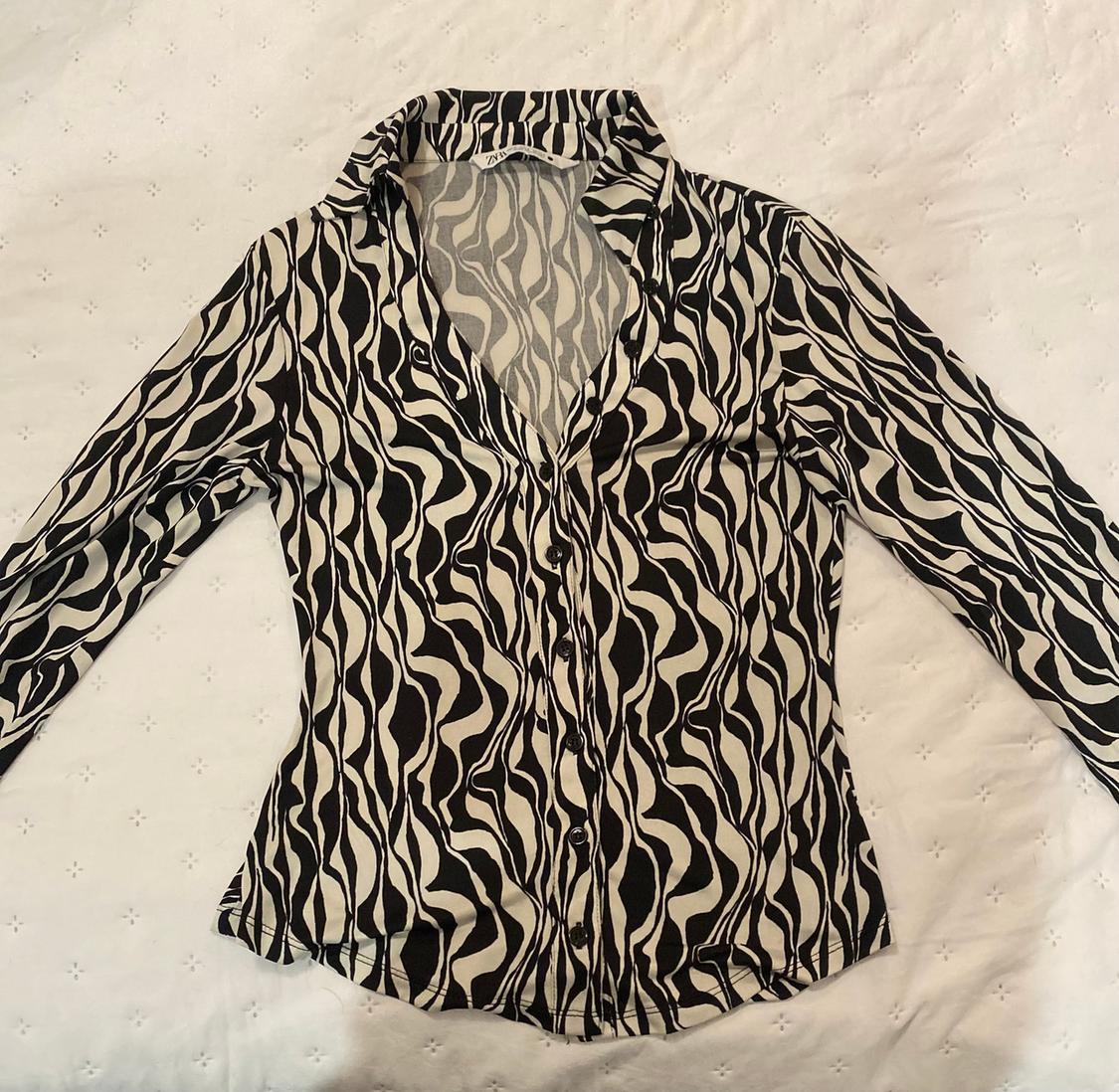 FITTED PRINTED BLOUSE - Image 5