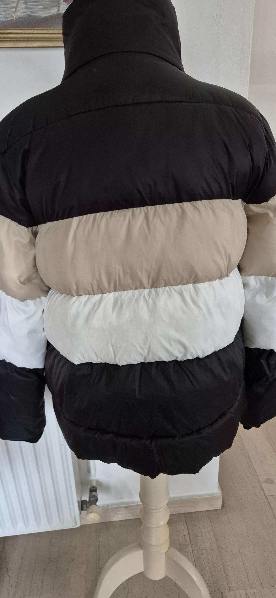 COLOUR BLOCK PUFFER JACKET - Image 2