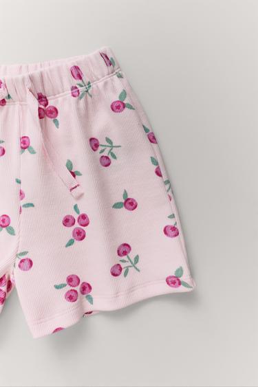 1 1/2-6 AÑOS/ PIJAMA ESTAMPADO CEREZAS - Rosa de Zara