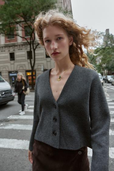 GILET EN MAILLE COL EN V - Gris anthracite de Zara - Image 2