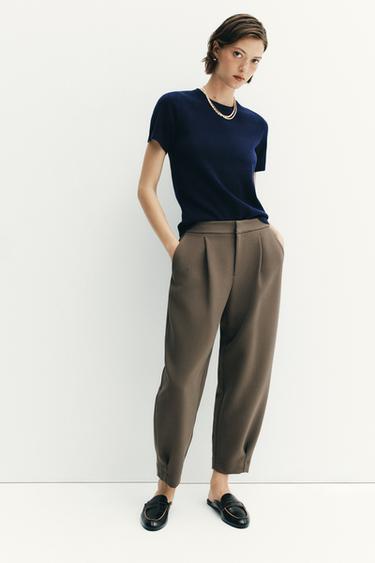 Zara PLEATED TAPERED PANTS - Light khaki