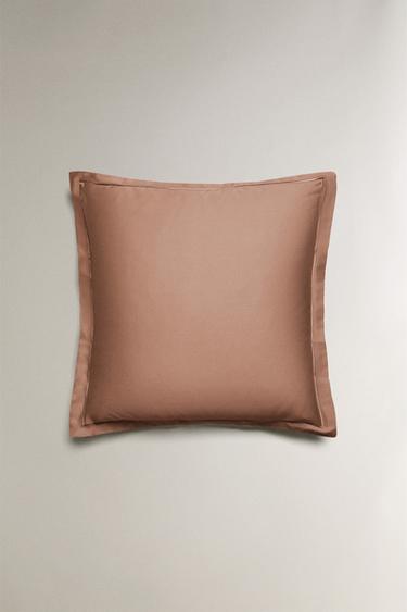 TAIE D’OREILLER SATIN FESTON (300 FILS) - Rose poudré de Zara - Image 2