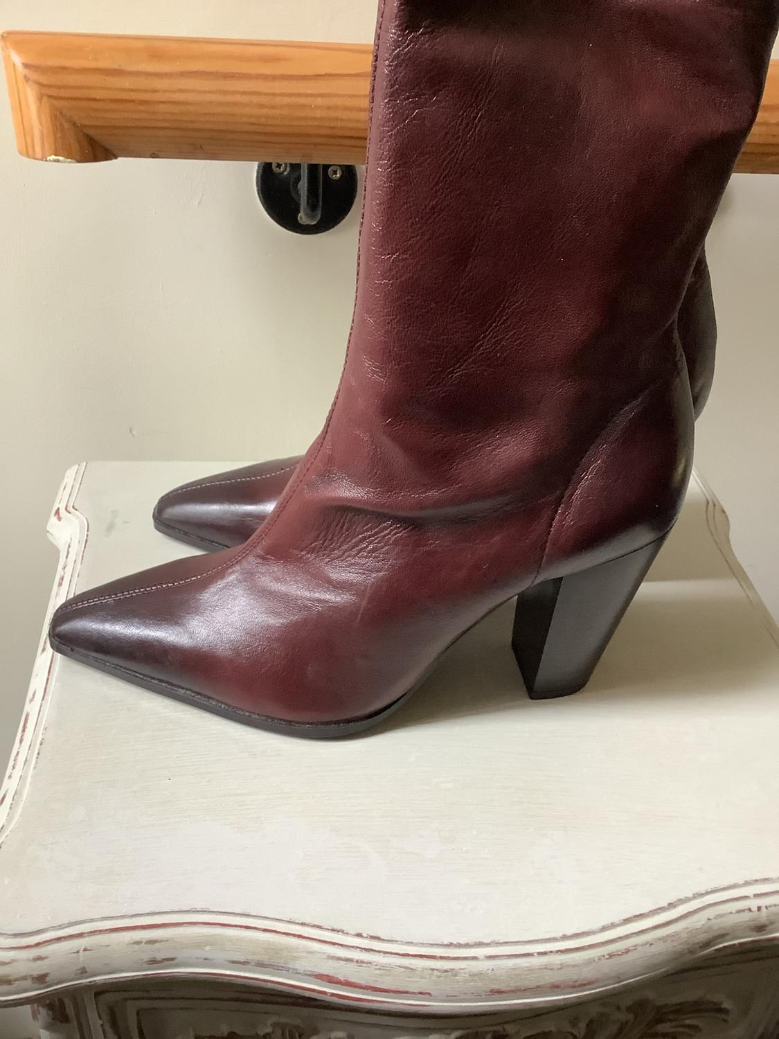 LEATHER -STYLE HEEL ANKLE BOOTS - Image 2