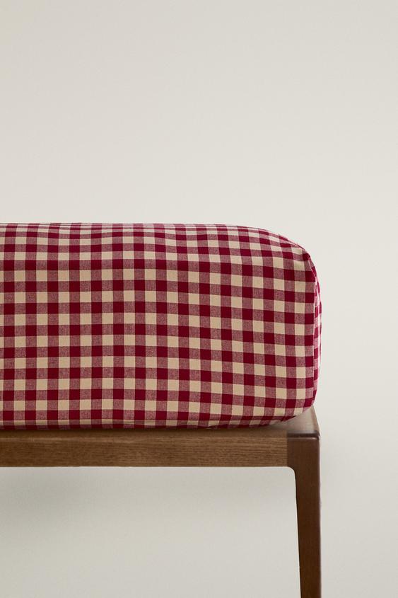 CUBRE COLCHÓN VICHY NAVIDAD FRANELA (130 GSM) - Rojo de Zara - Imagen 0