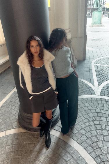 GILET EFFET FOURRURE - Beige clair de Zara - Image 3
