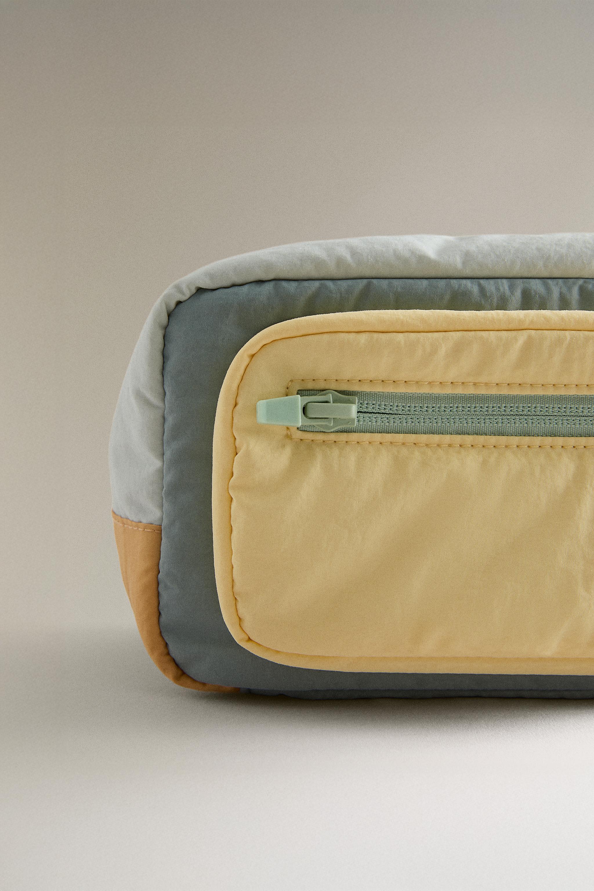 TROUSSE DE TOILETTE MULTICOLORE