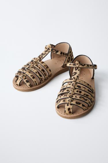 SANDALES STYLE PLAGE EN CUIR ANIMAL PRINT - Marron sable de Zara - Image 2