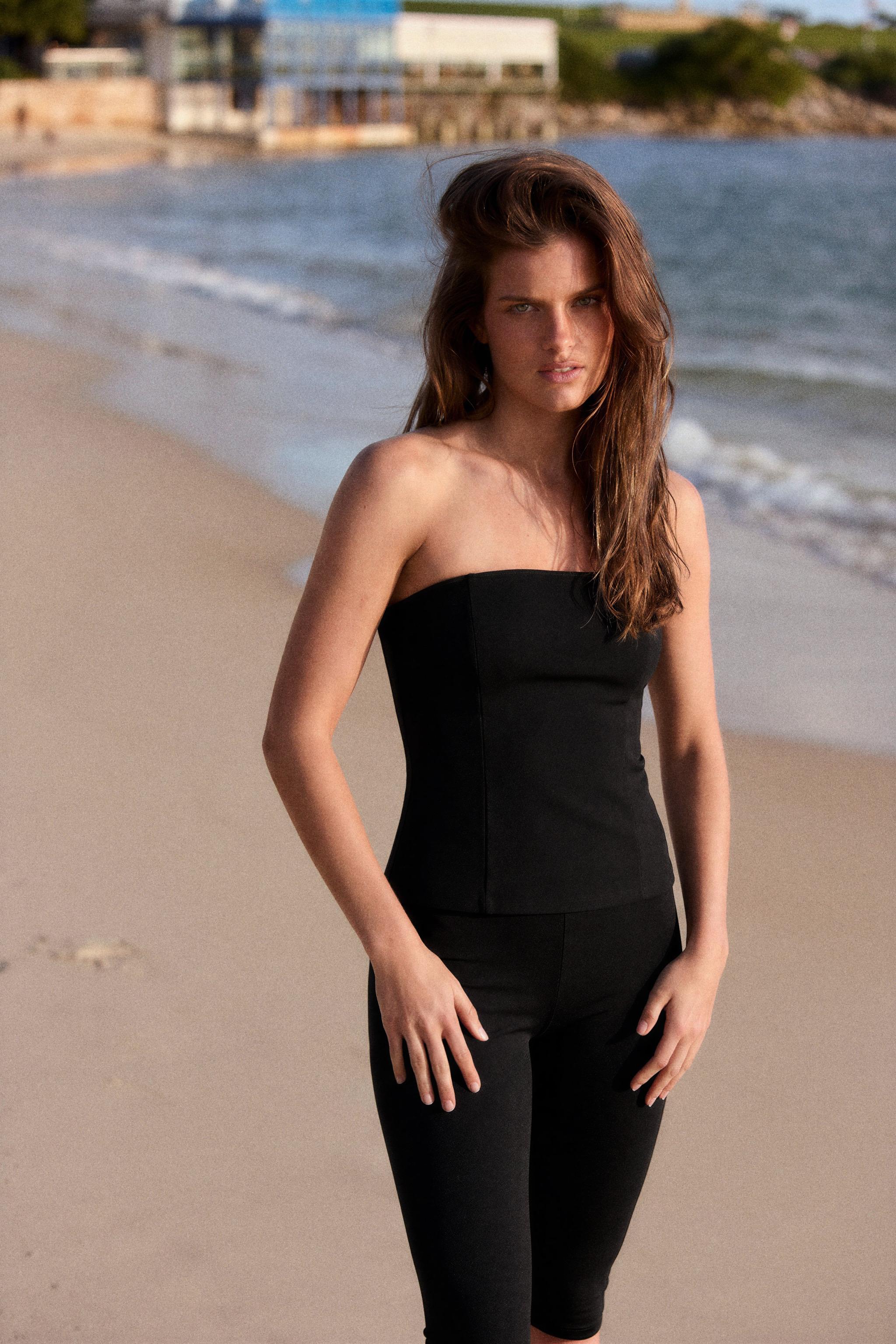 STRETCH CAPRI PANTS