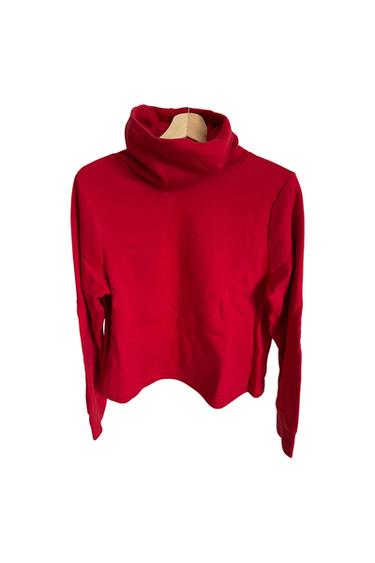 SUDADERA CUELLO SUBIDO.