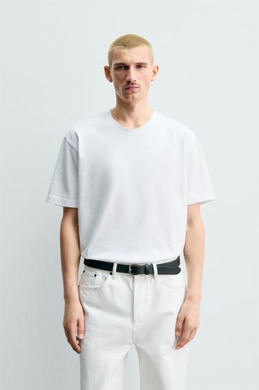تيشرت HEAVYWEIGHT بأكمام قصيرة - أبيض الخاص بـ Zara
