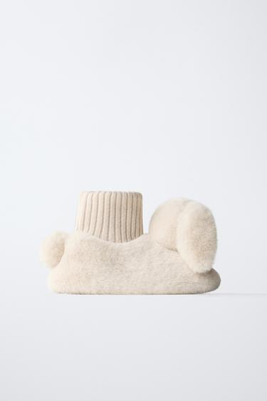 شباشب منزلية بتصميم أرنب - أبيض صدفي الخاص بـ Zara