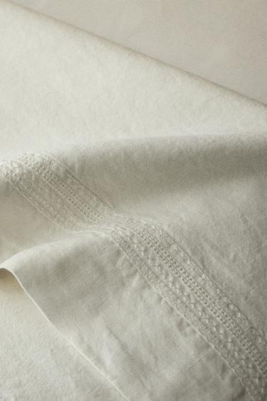 DRAP DE DESSUS BRODÉ - Écru de Zara - Image 4