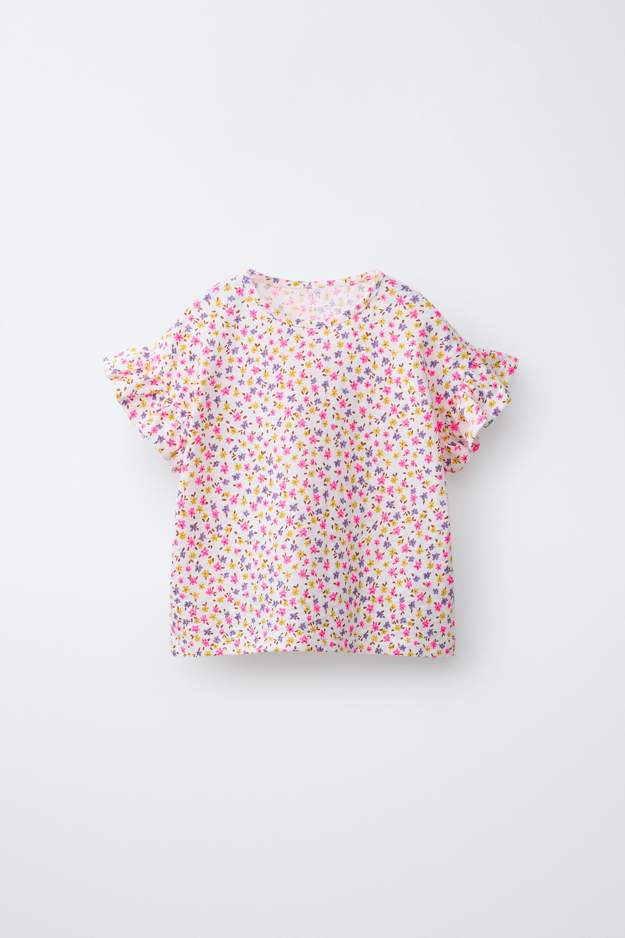 RUFFLED FLORAL TEXTURED T-SHIRT