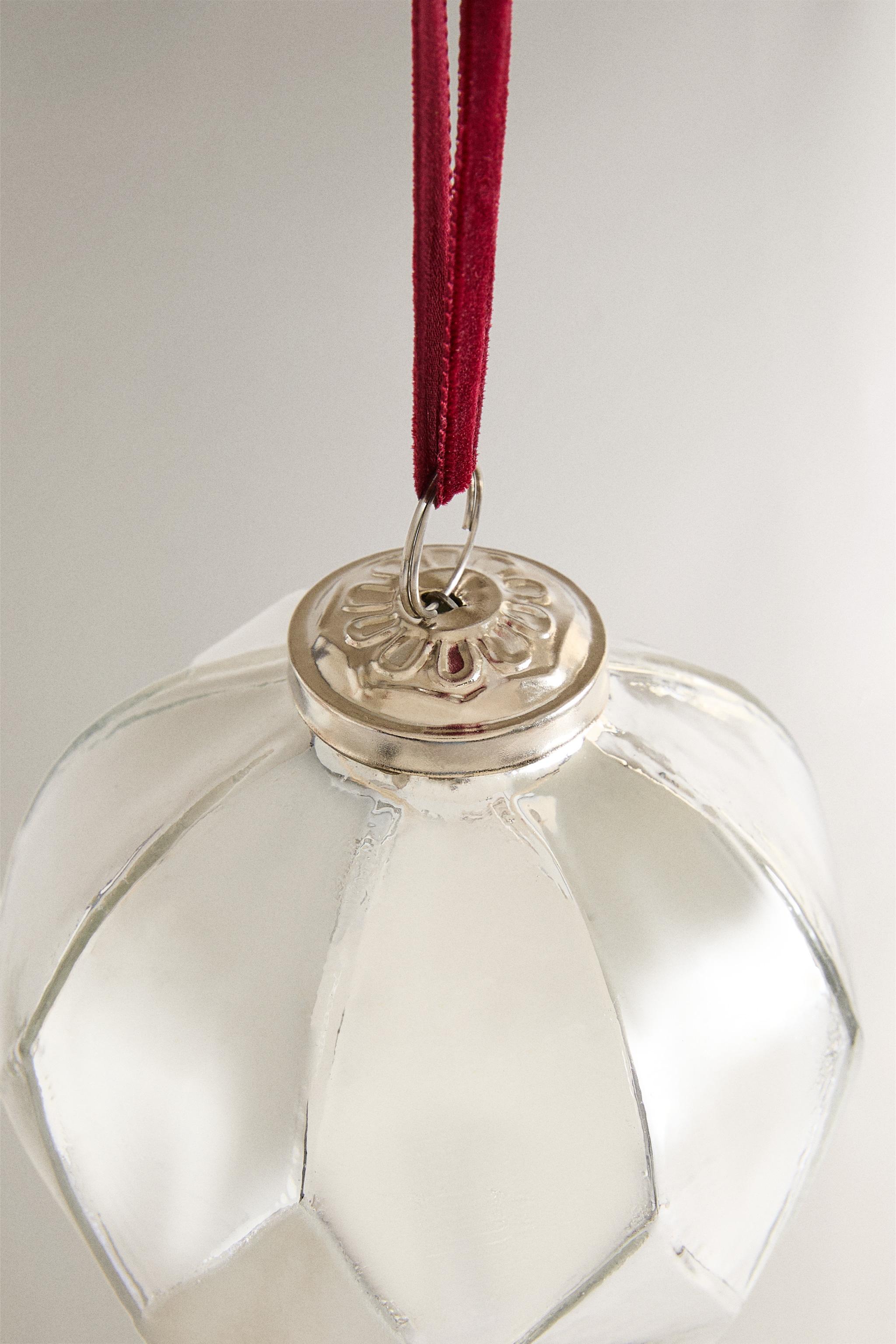 DIAMOND BALL CHRISTMAS TREE ORNAMENT