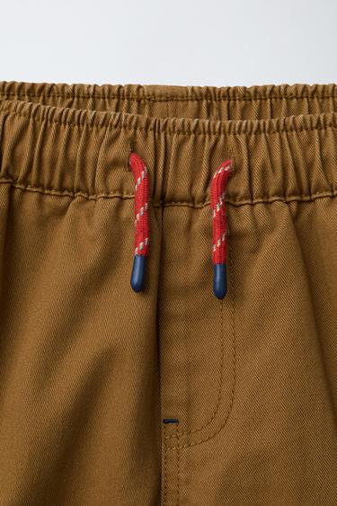 PANTALON CARGO PIÈCES - Toffee de Zara - Image 2