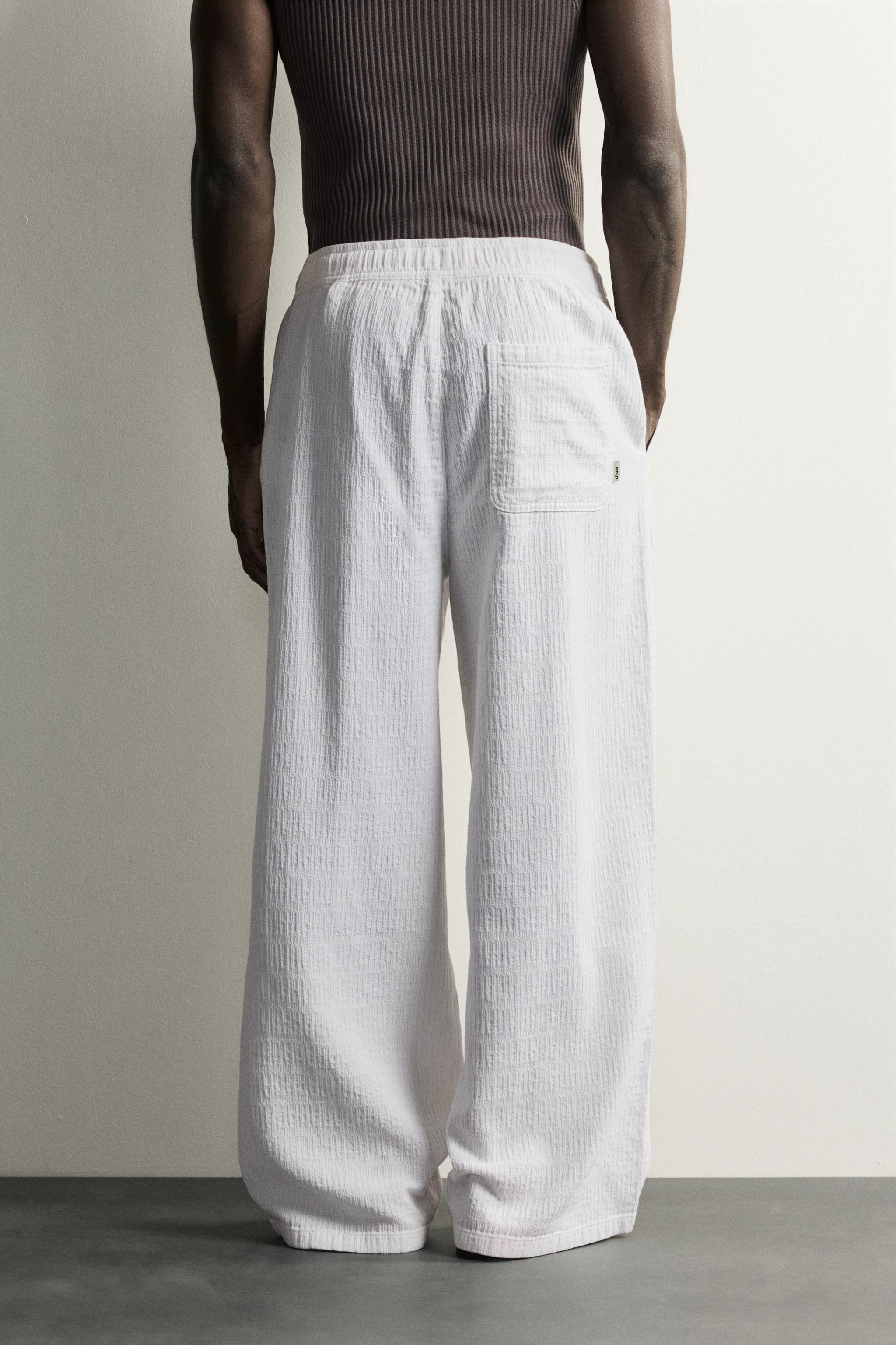Zara SOLUK EFEKTLİ JAKARLI RELAXED FIT PANTOLON görsel 3