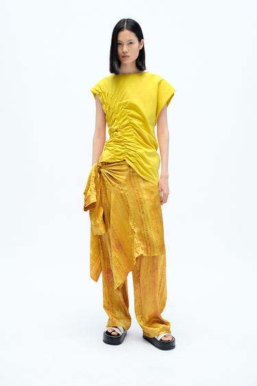 ASYMMETRIC GATHERED T-SHIRT X FANGLU LIN - Yellow by Zara