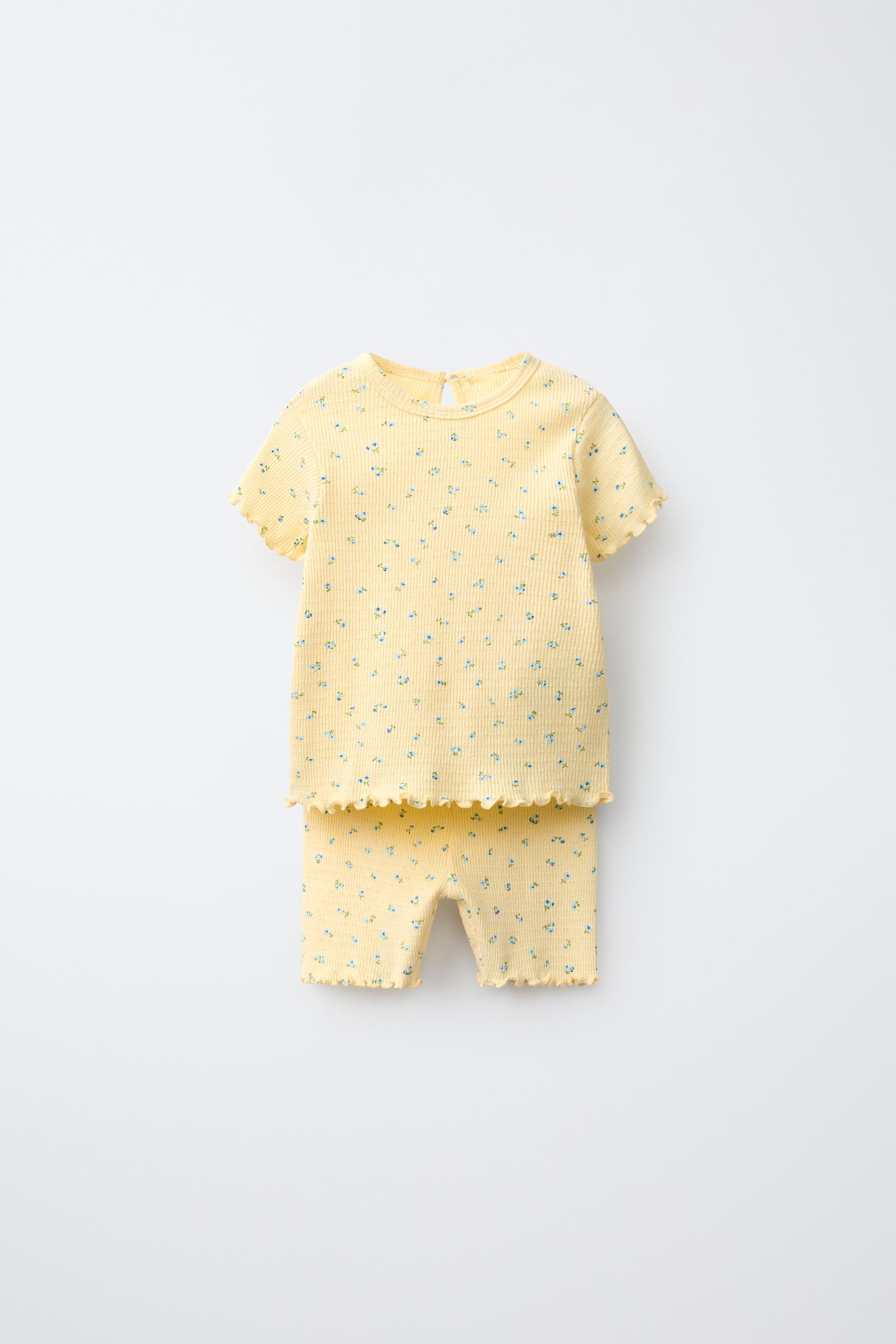 Детский комплект Zara Ribbed Floral T-SHIRT and Biker Shorts Set, цвет: Светлый жёлтый — фото 2