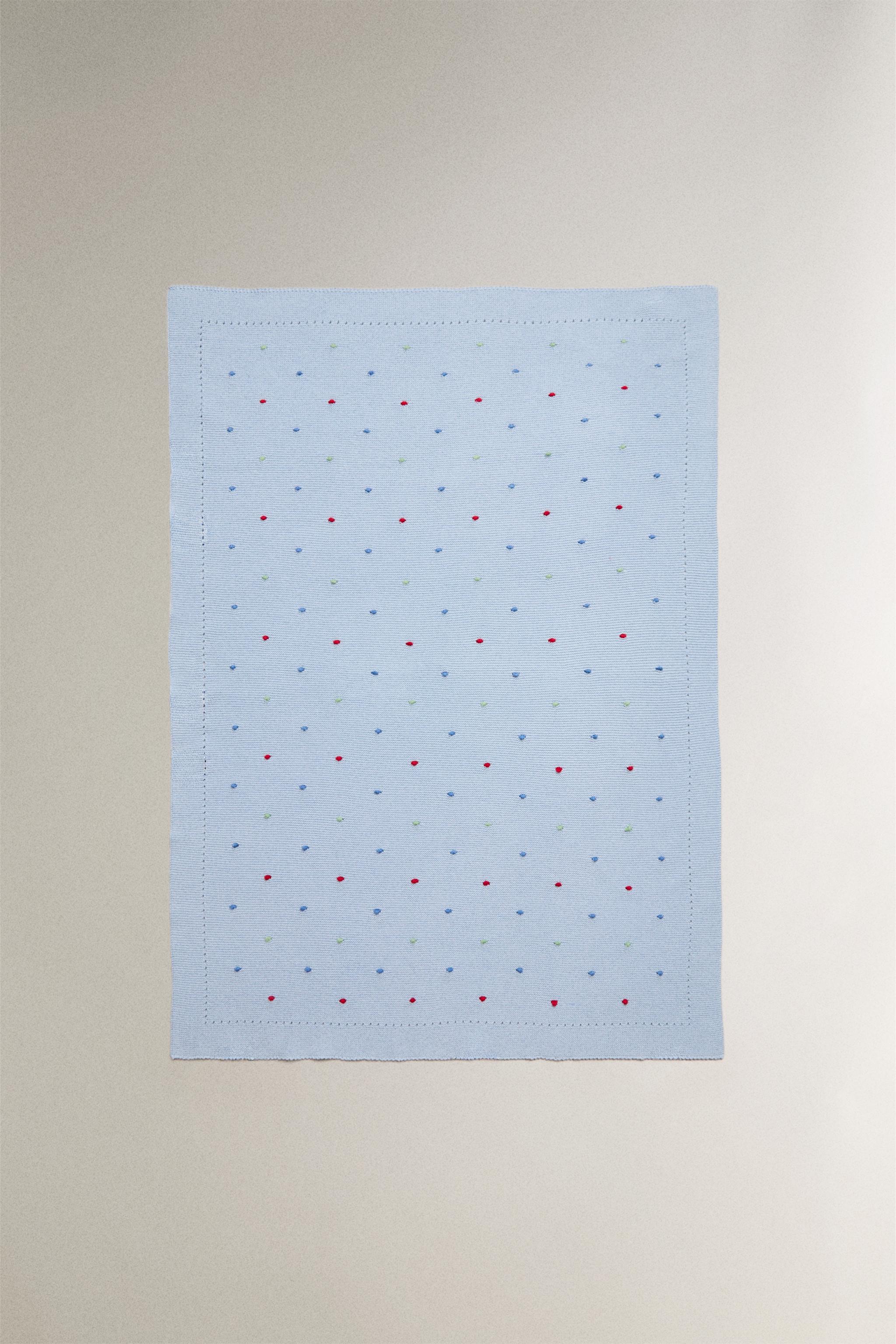 KIDS POLKA DOT BLANKET — Multicolored