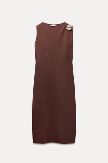 Zara KNIT MIDI DRESS WITH GOLDEN APPLIQUÉ - Brown