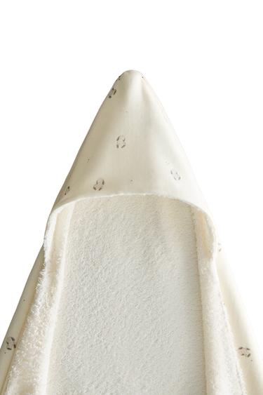 БЕБЕШКА ХАВЛИЯ С КАЧУЛКА СЪС ЗАЙЧЕТА - Сметана от Zara