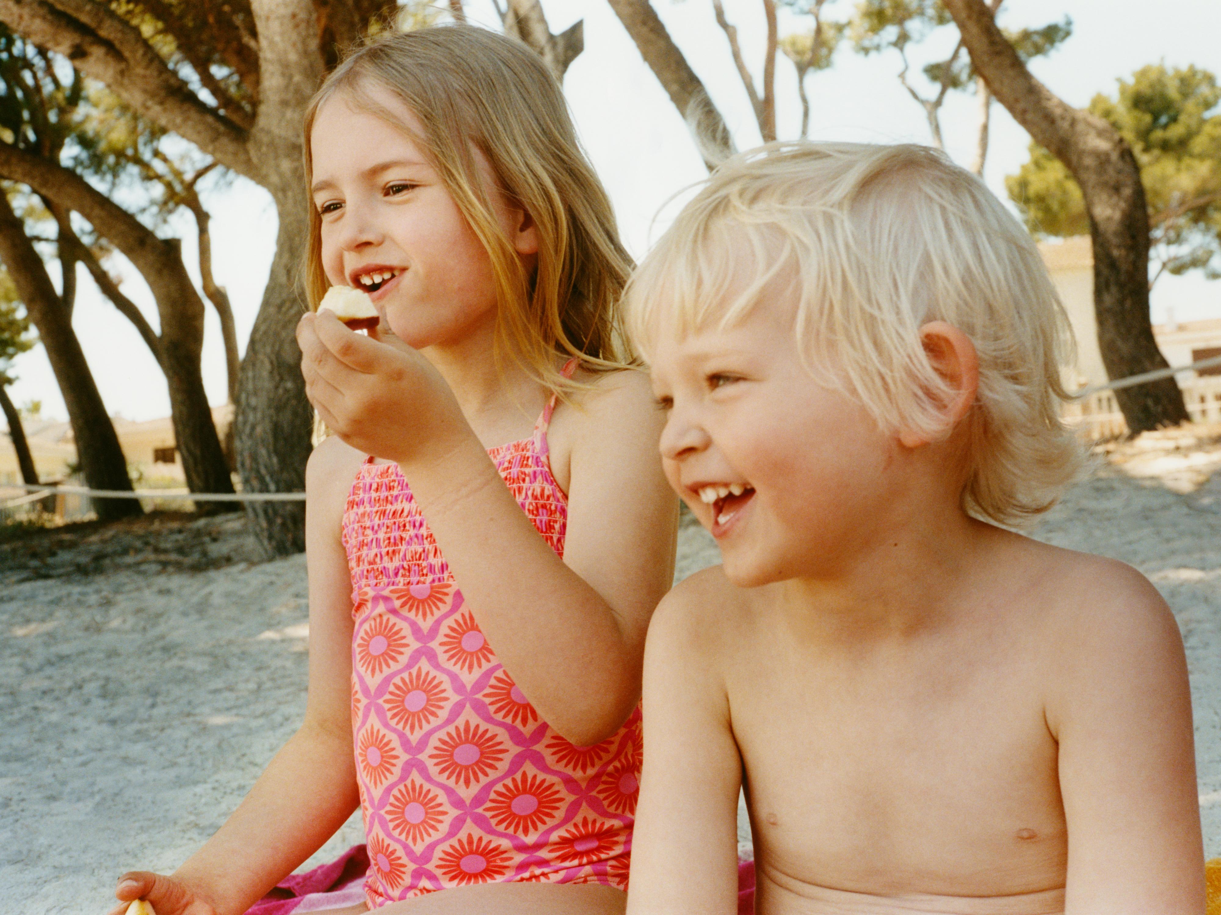 1-6 YEARS / SUN PRINT SWIMSUIT — Fuchsia