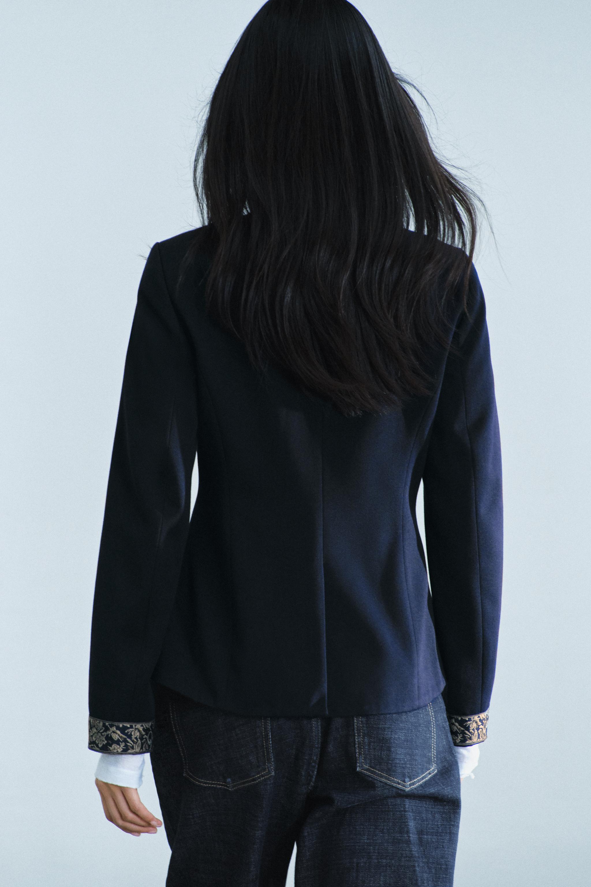 Zara ZW COLLECTION KONTRAST NAKIŞLI YÜNLÜ SÜSLÜ DÜĞMELİ CEKET görsel 3