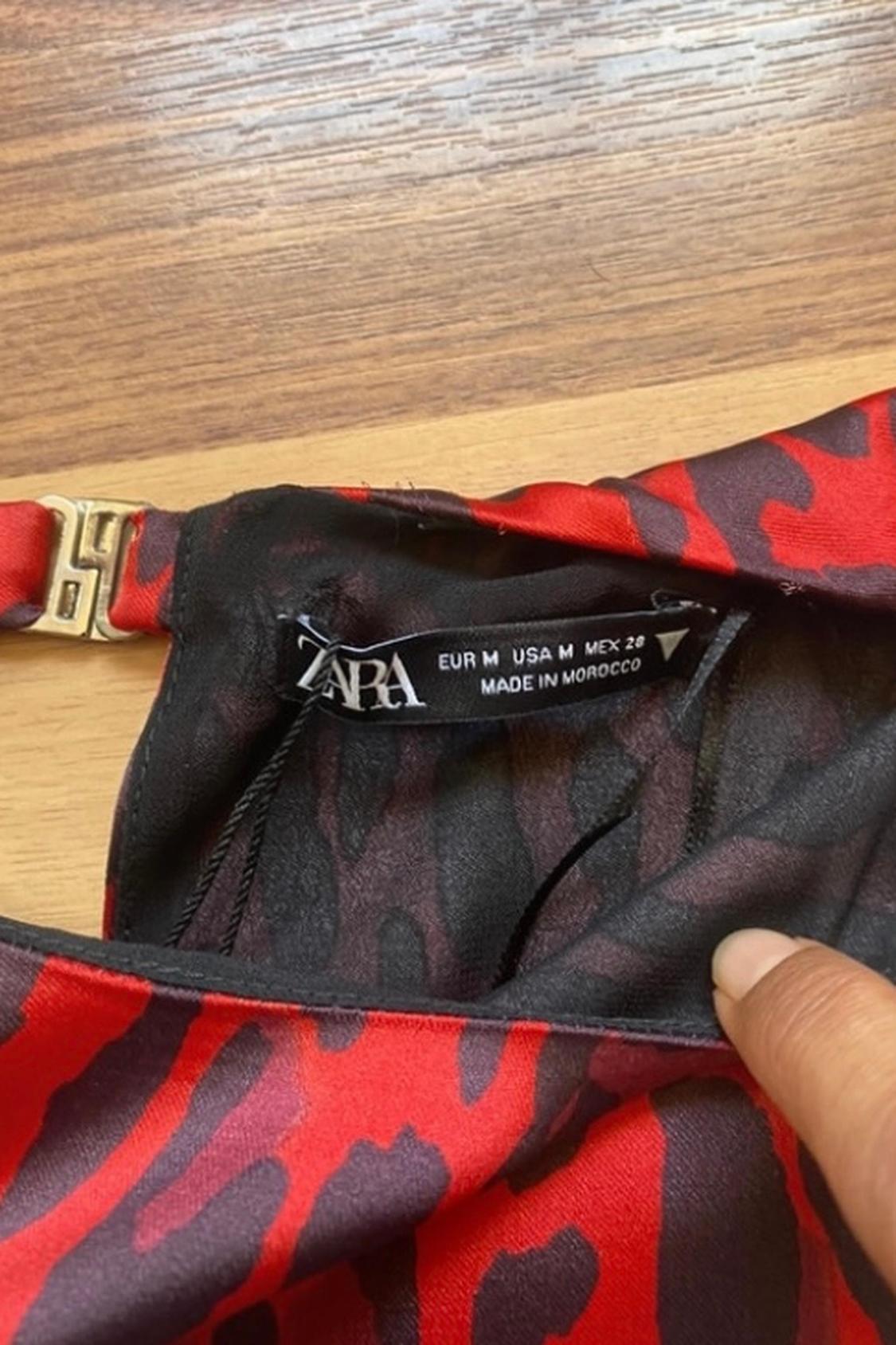 PRINTED CUT-OUT TOP - Image 5