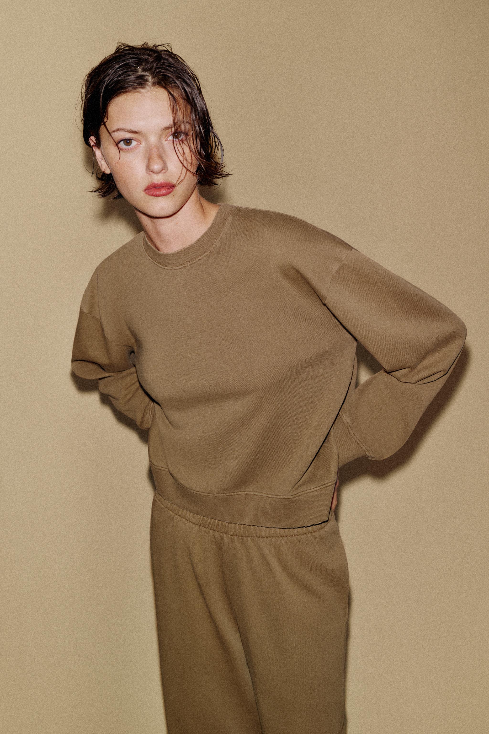 WASHED EFFECT SWEATSHIRT