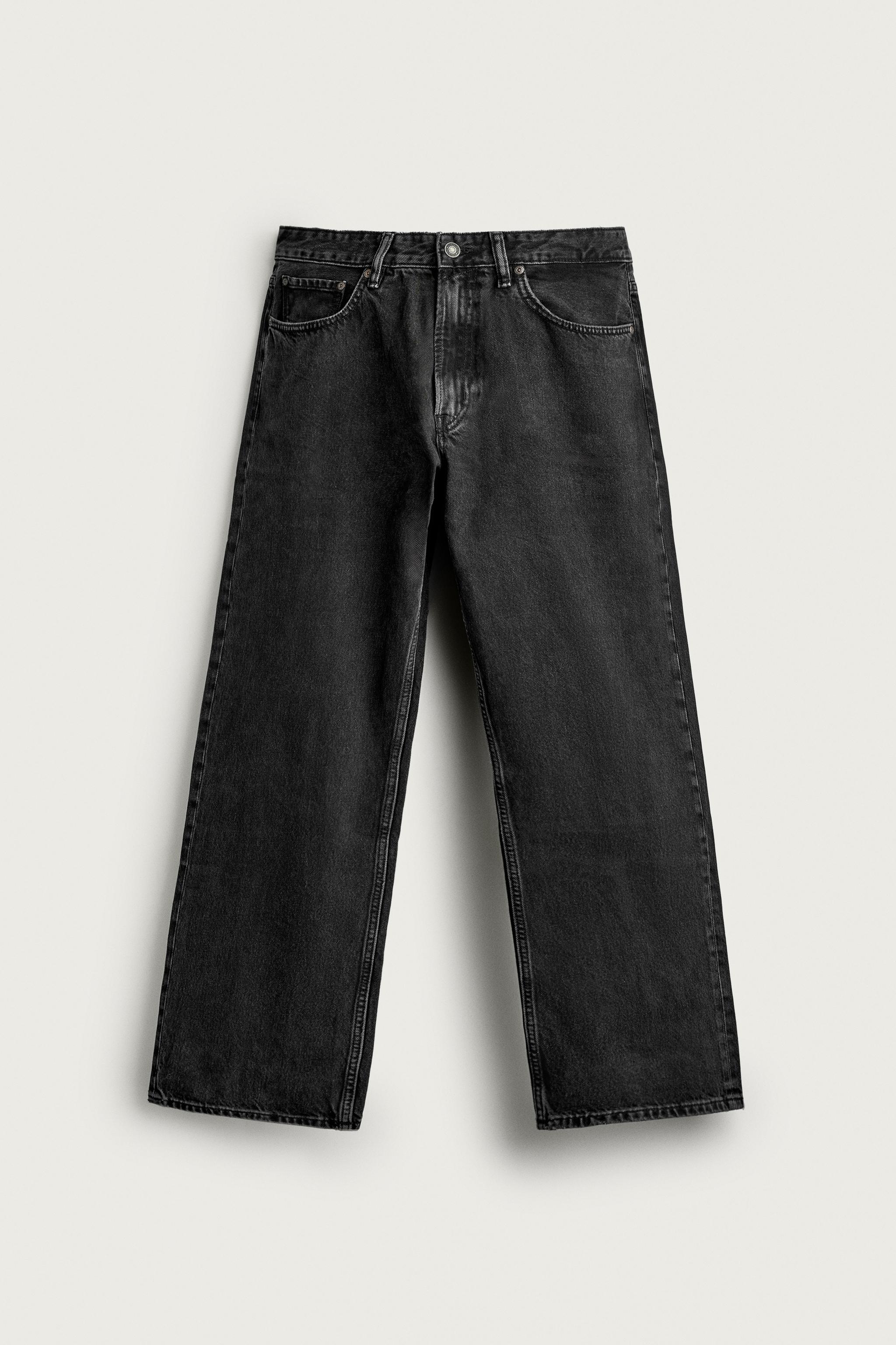 LOOSE FIT JEANS