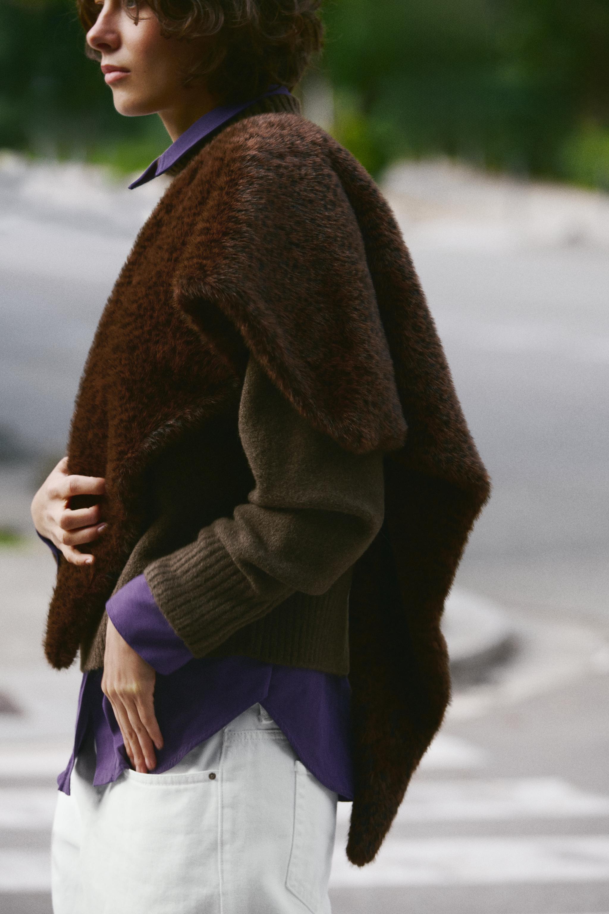 Triangular Faux Fur Scarf by Zara