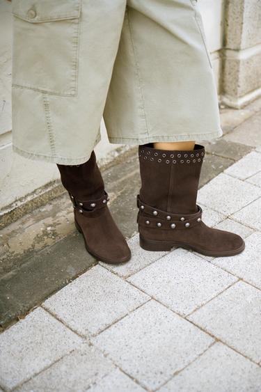 STUDDED SPLIT SUEDE ANKLE BOOTS - Brown by Zara