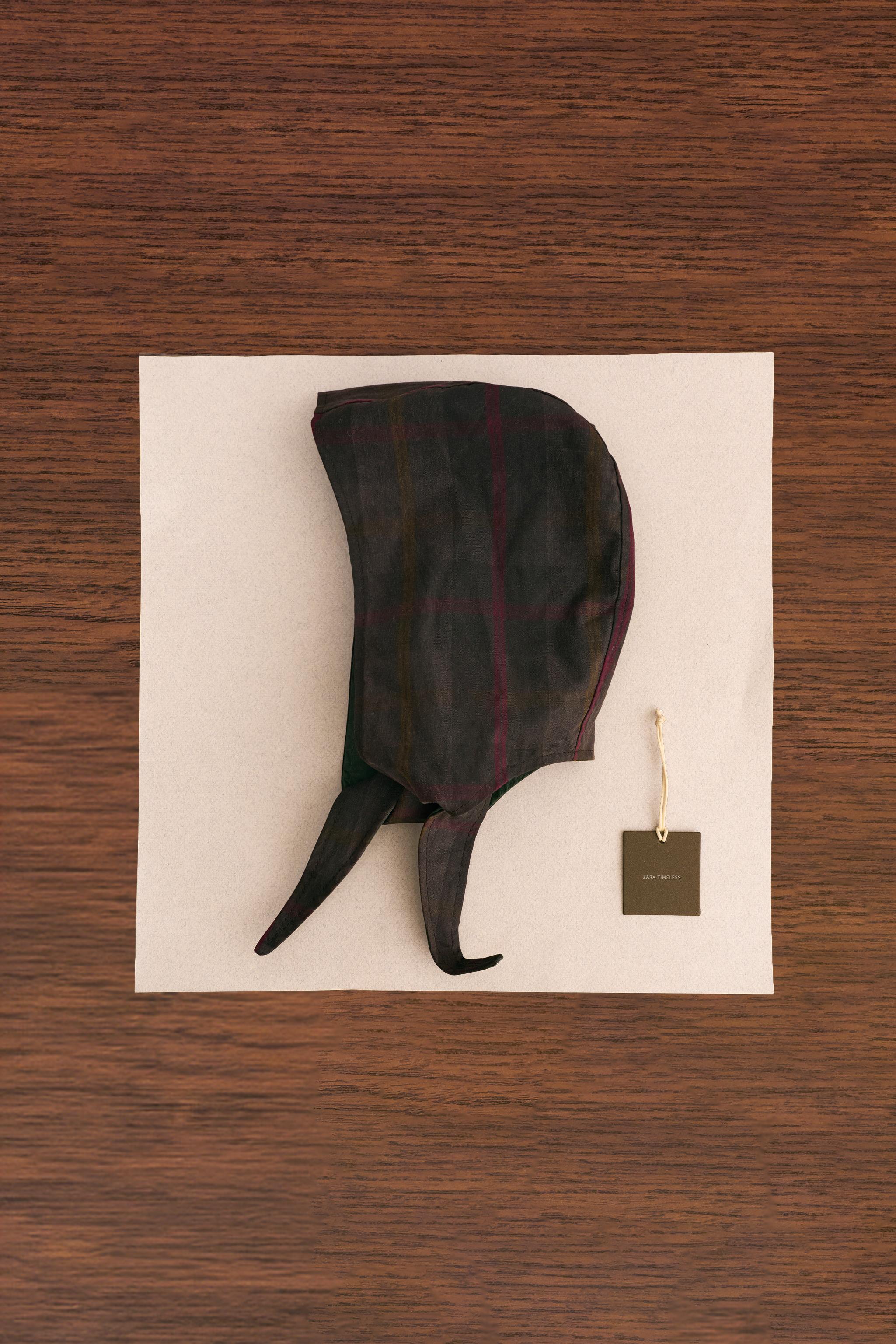 ZARA TIMELESS - PLAID WAXED HOOD