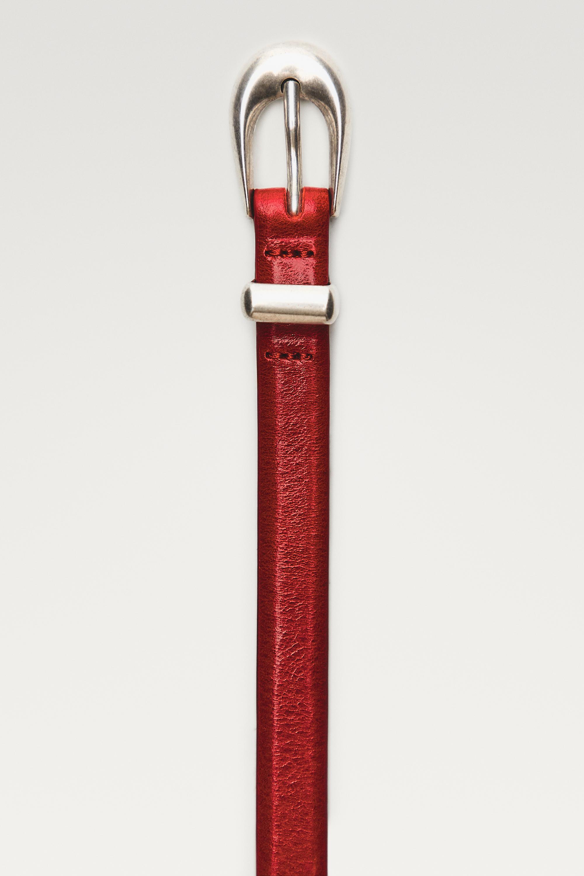 Nappa leather belt with keeper loop detail — Red