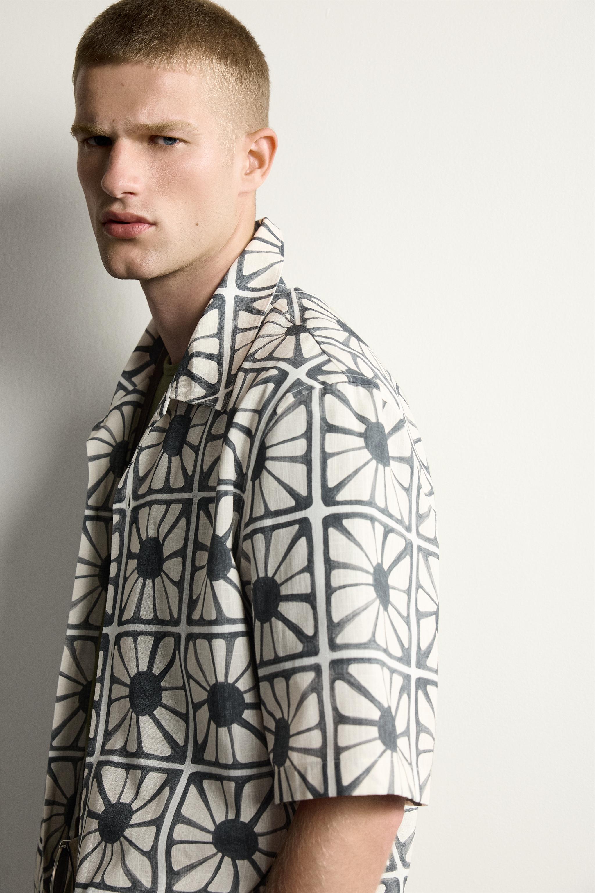 MOSAIC PRINT RELAXED FIT SHIRT