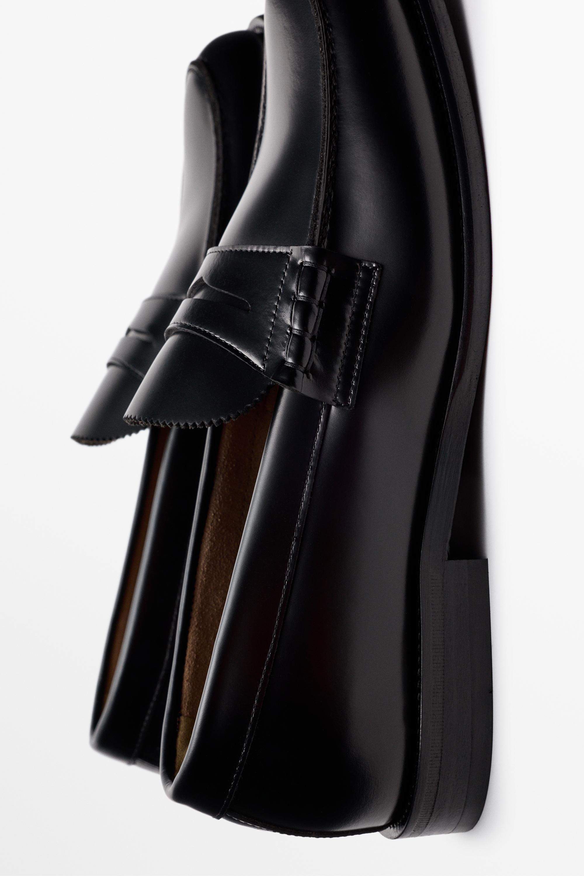 Leather penny loafer