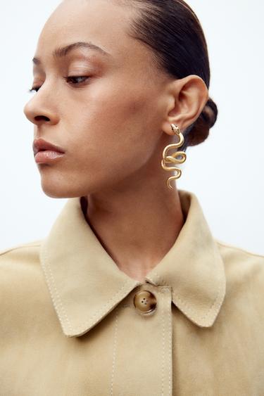 أقراط معدنية ثعبان - ذهبي الخاص بـ Zara