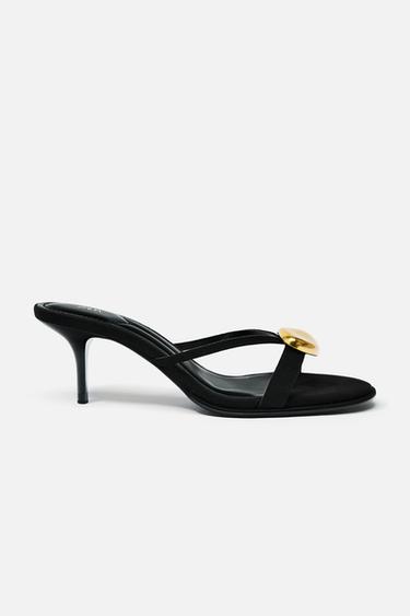 KITTEN HEEL SANDALS WITH METAL APPLIQUÉ - Black by Zara