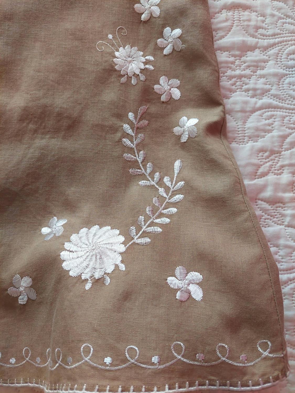 EMBROIDERED LINEN DRESS - Image 4