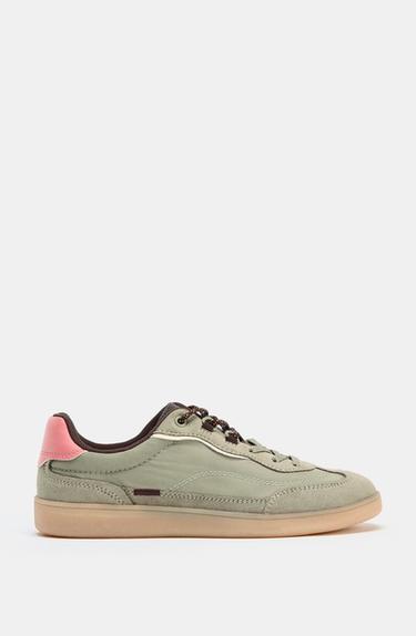 ZAPATILLAS DEPORTIVAS COMBINADAS - Verde Caqui de Zara - Imagen 0