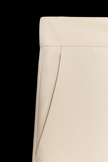 GERADE GESCHNITTENE HOSE MIT ELASTISCHEM BUND - Cremefarben von Zara