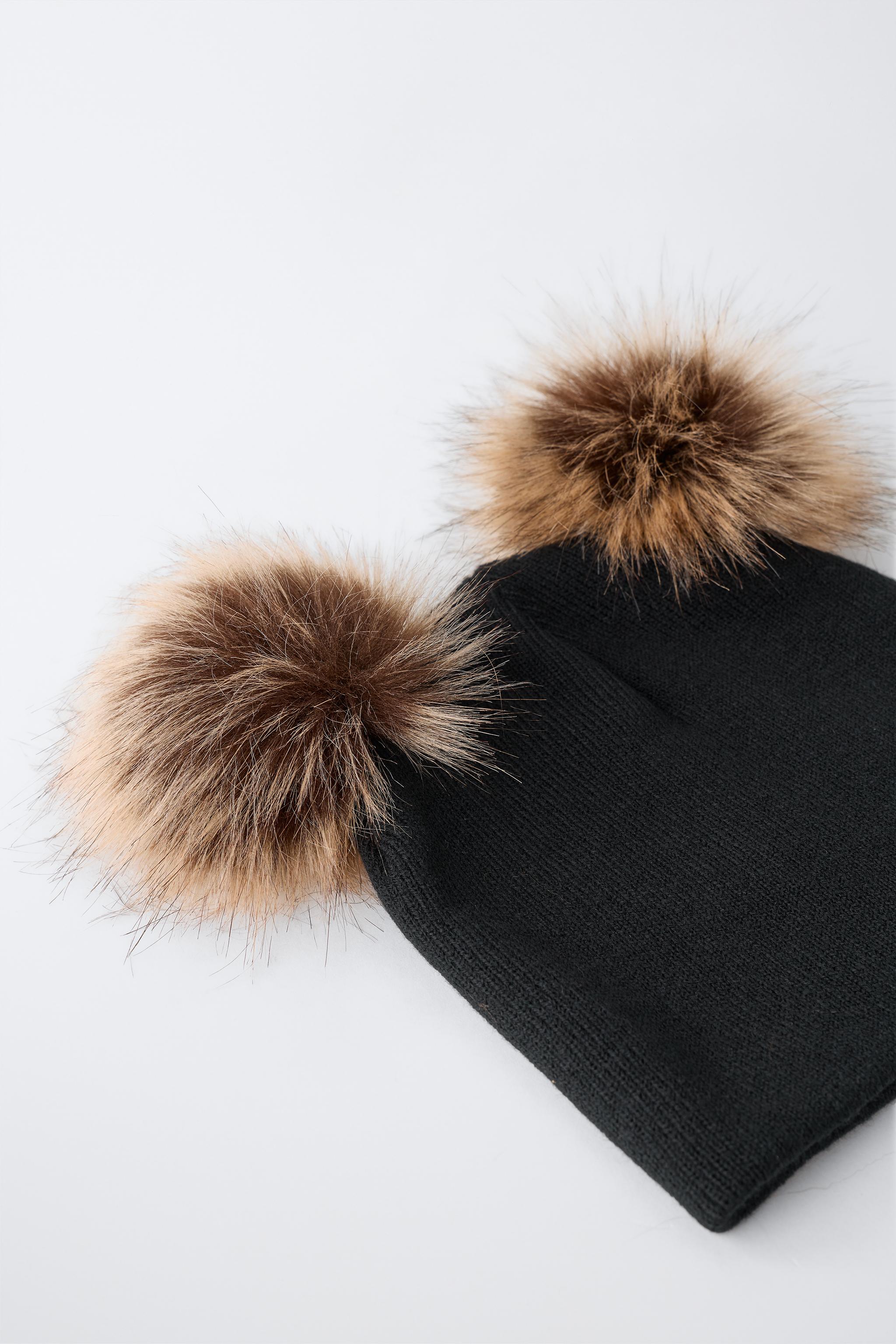 FAUX FUR POM-POM KNIT BEANIE