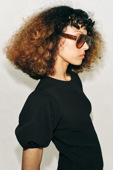 PUFF SLEEVE TOP - Black by Zara