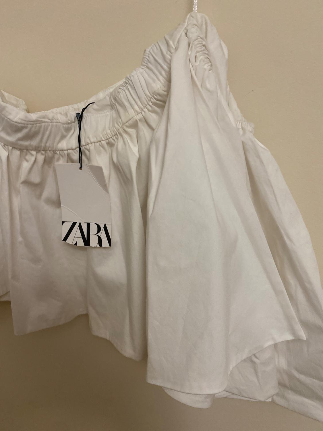 OFF-THE-SHOULDER TOP - Image 3
