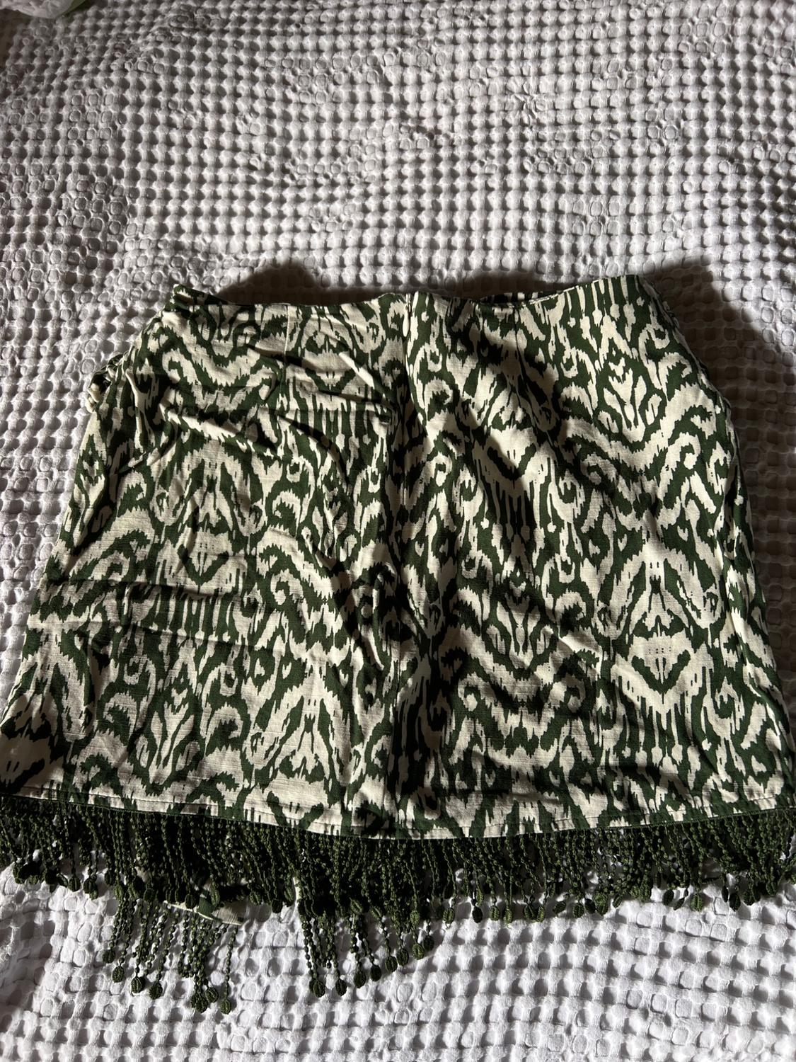KNOTTED PRINT SKIRT WITH FRINGING - Image 3