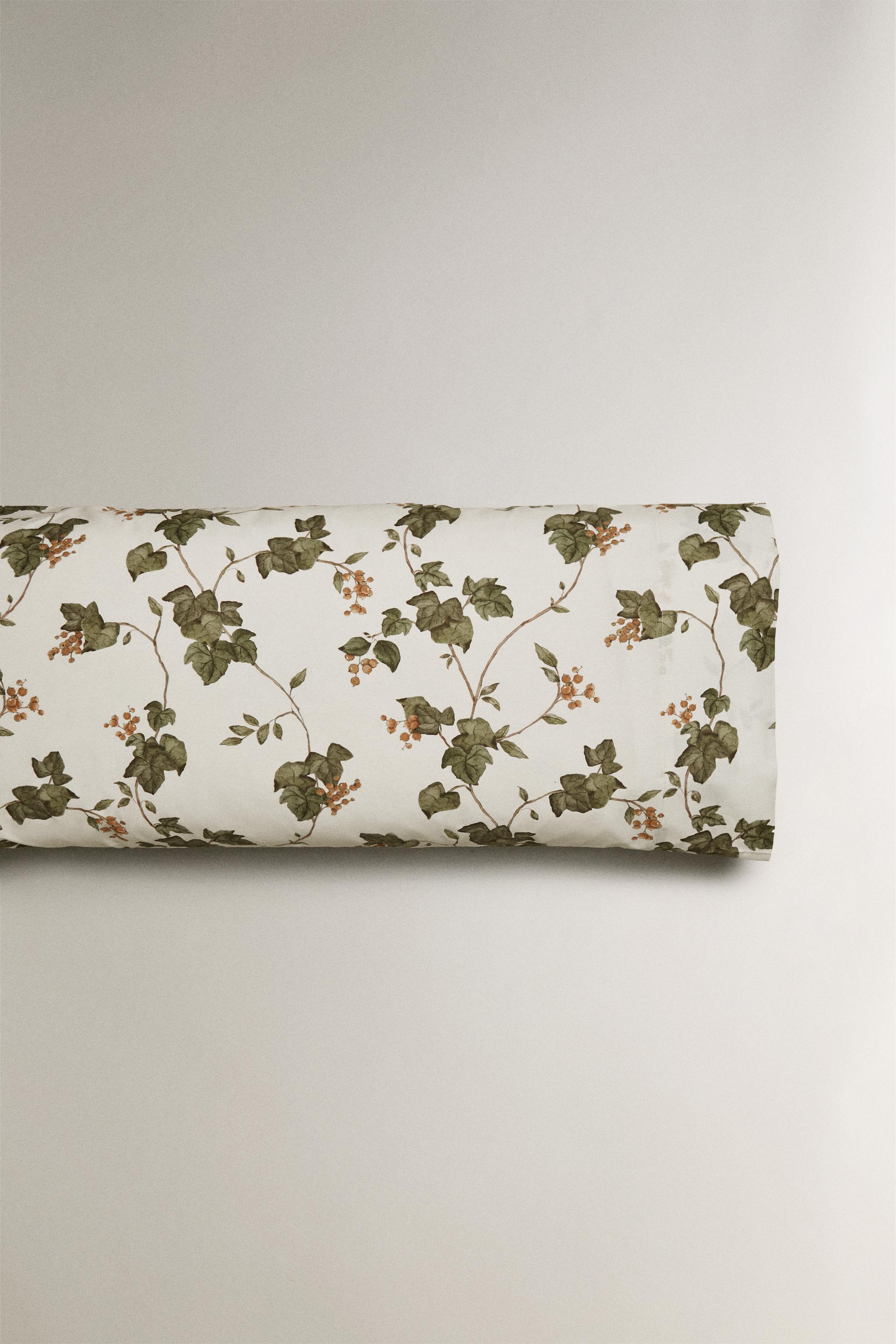 LEAF PRINT PILLOWCASE