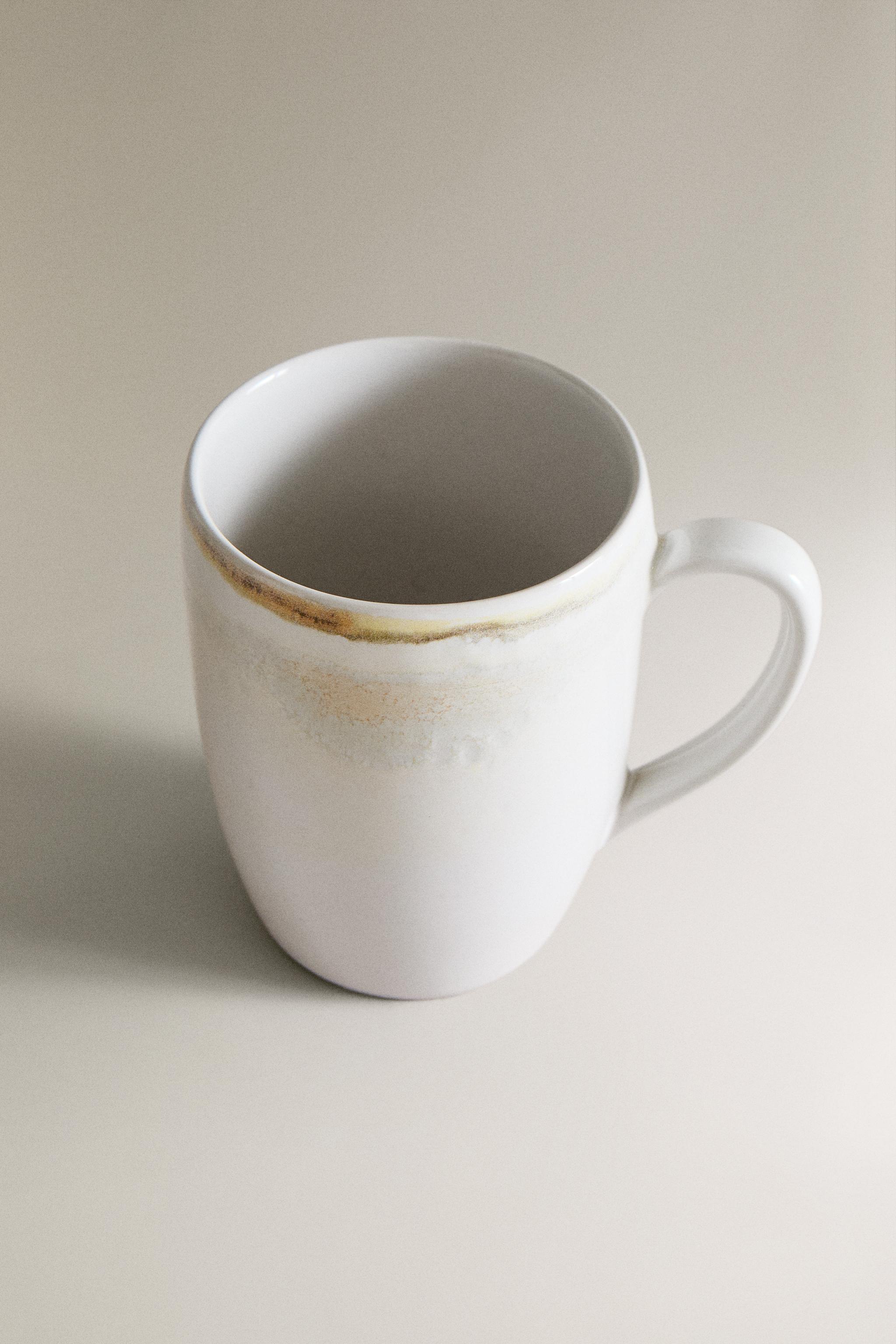 STONEWARE MUG — Ecru