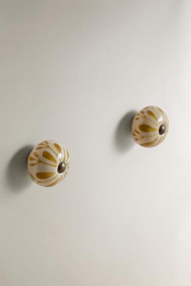PACK OF CERAMIC FLOWER DOOR KNOBS (PACK OF 2) - Mustard by Zara - Image 1